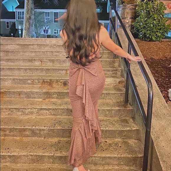 This was my dress that I used for my winterball. Only worn once. - Picture 1 of 4